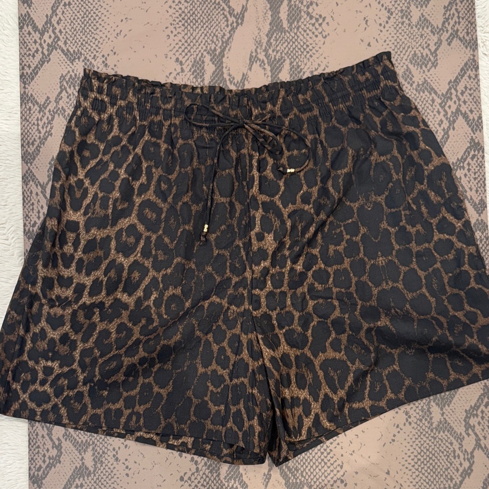 H&M Black and Brown High Waist Women's Shorts
